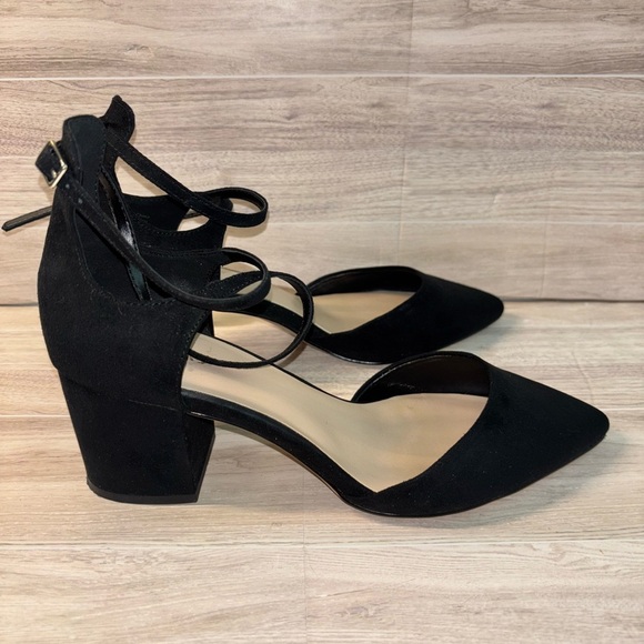 Aldo Elegant Black Ankle Strap Heels - Picture 1 of 8